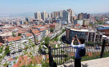 Bursa Tophane Parkı (Osman Gazi, Orhan Gazi Türbeleri ve Saat Kulesi) tophane manzara