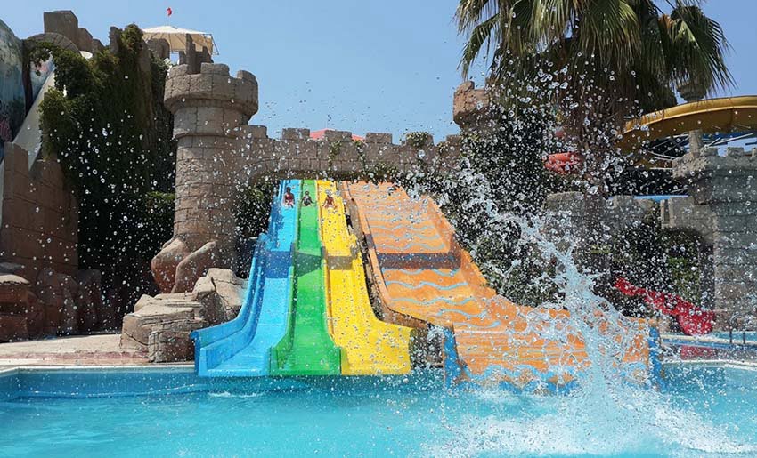 atlantis kuşadası kaydırakları