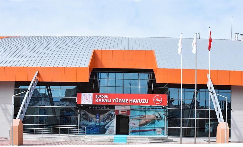 Burdur yüzme havuzu saatleri telefon