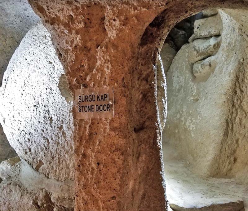 Kaymaklı Yeraltı şehri sürgü kapı